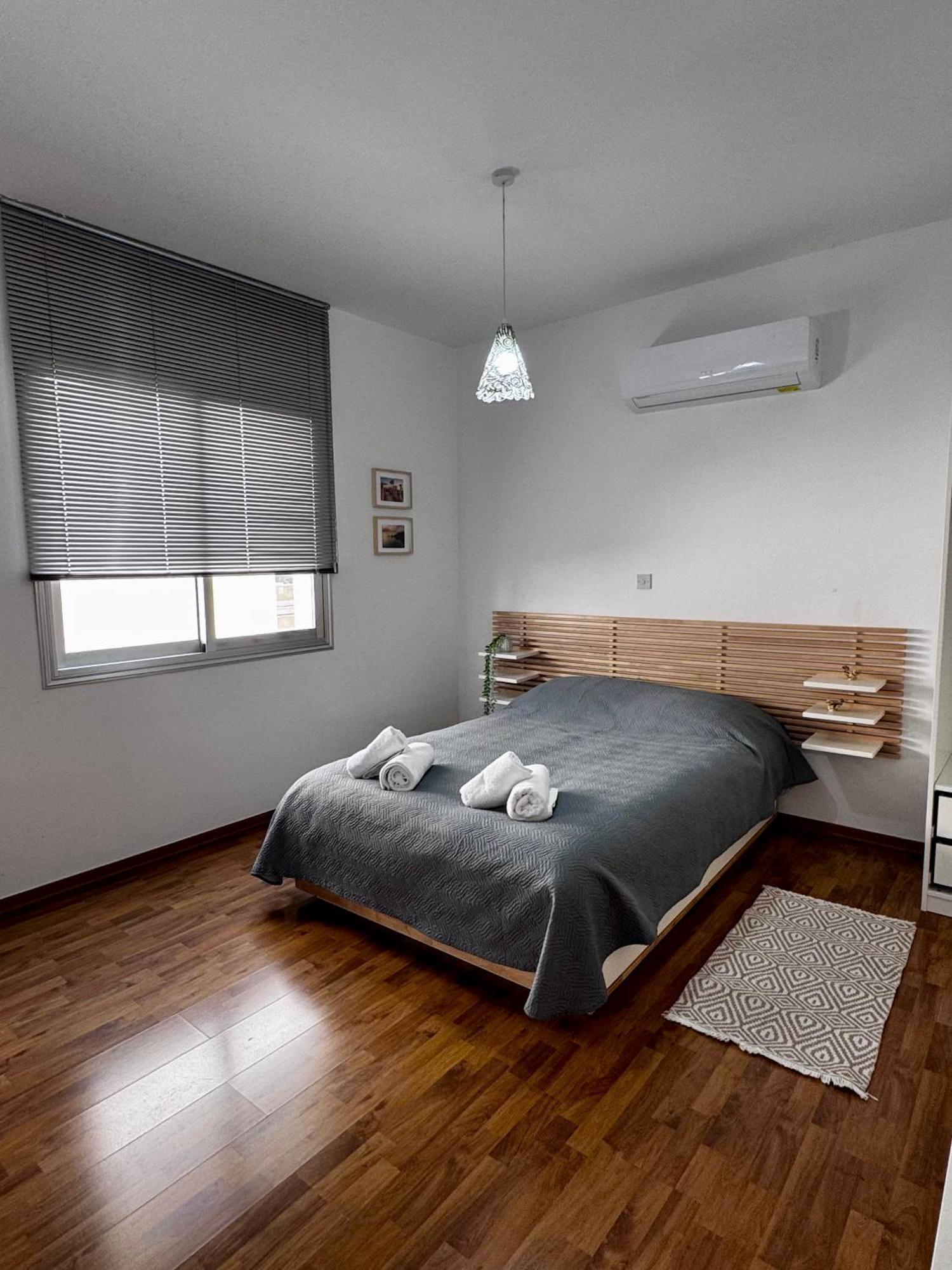 Lovely Studio Apartment In Pafos Extérieur photo