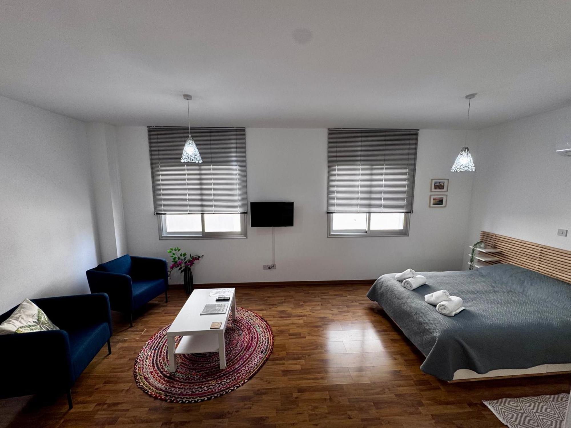 Lovely Studio Apartment In Pafos Extérieur photo